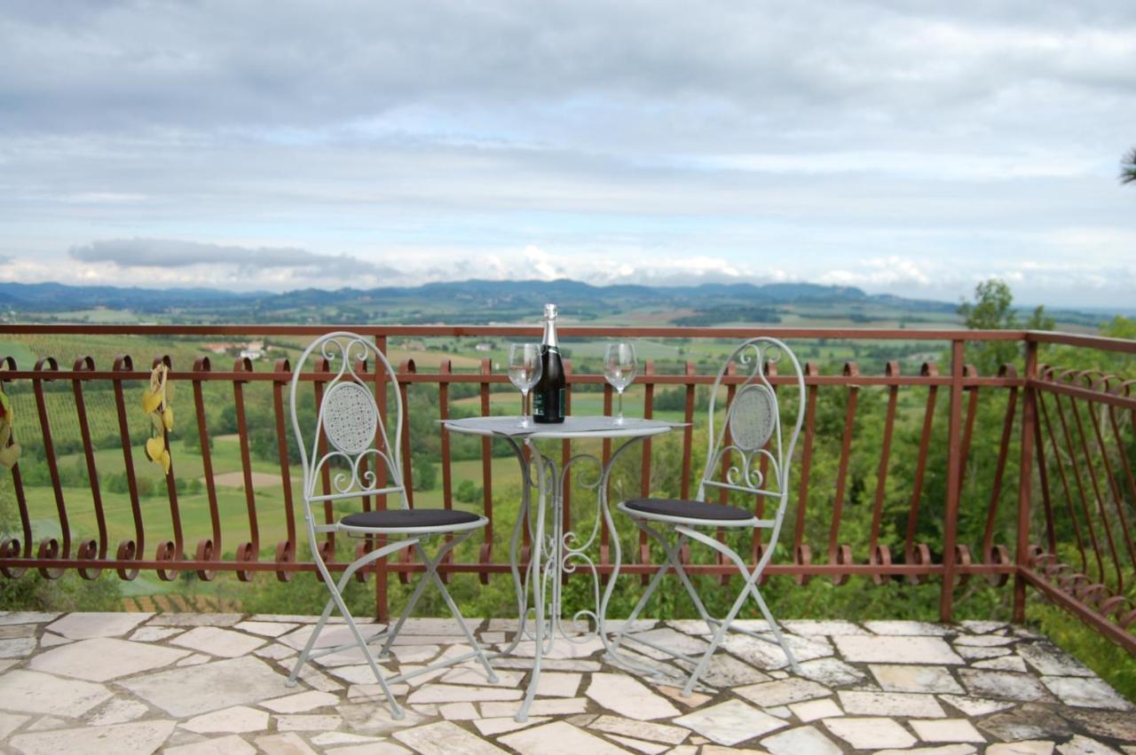 Un Angolo Di Paradiso Ozzano Monferrato Экстерьер фото